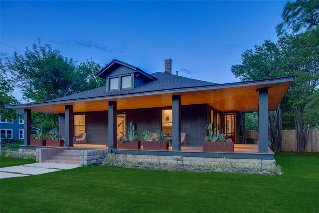 732 Haines Avenue, Dallas, TX 75208
