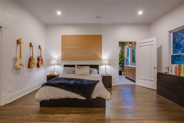 732 Haines Avenue, Dallas, TX 75208