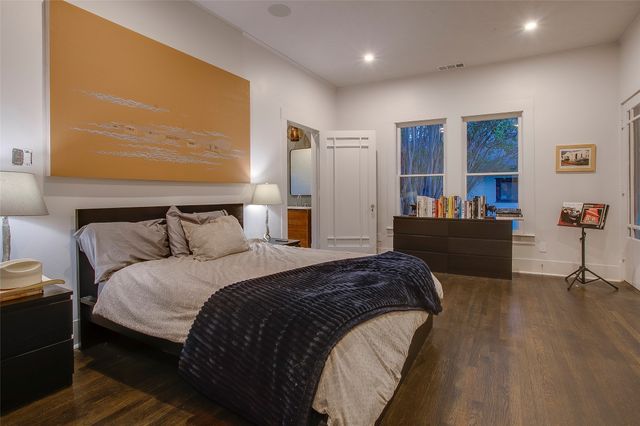 732 Haines Avenue, Dallas, TX 75208
