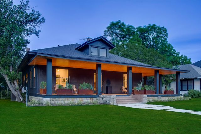 732 Haines Avenue, Dallas, TX 75208