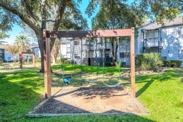 874 Yorkchester Dr 102, Houston, TX 77079