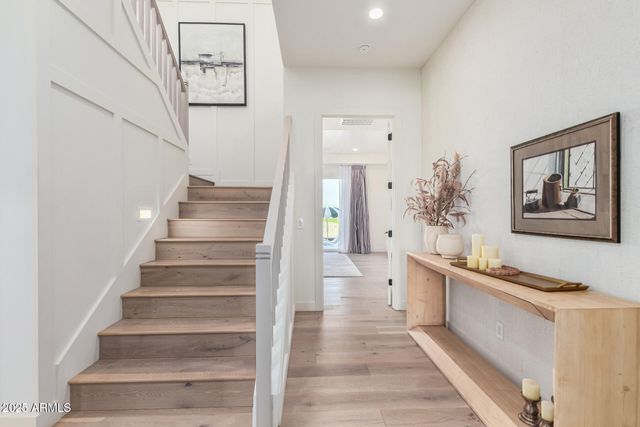 17336 W CRAWFORDSVILLE Drive, Surprise, AZ 85388