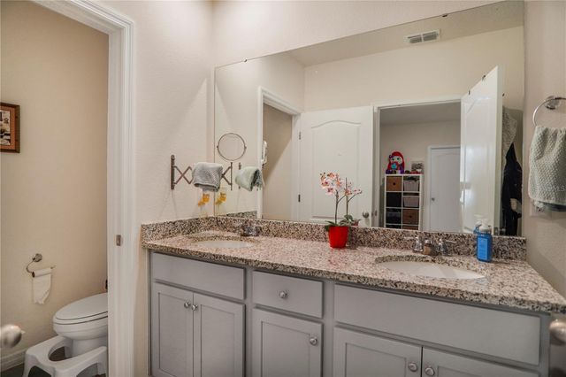 2606 ANGEL FALLS DRIVE, Davenport, FL 33837