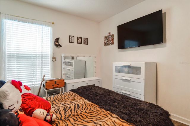 2606 ANGEL FALLS DRIVE, Davenport, FL 33837
