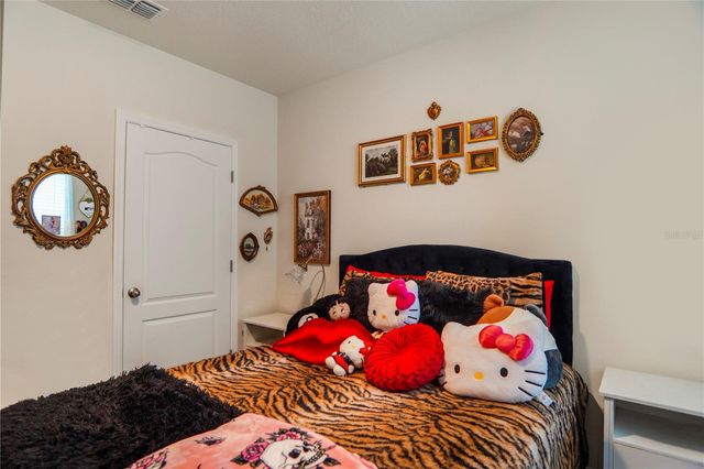 2606 ANGEL FALLS DRIVE, Davenport, FL 33837