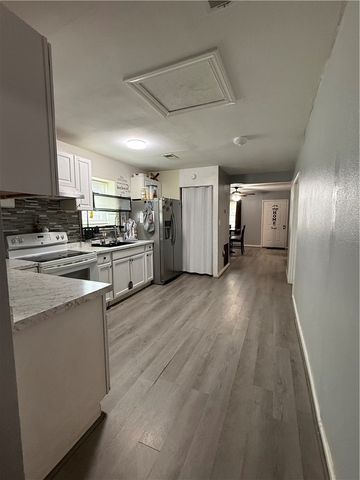 1900 S Glenwood Avenue, Russellville, AR 72802