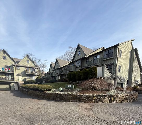 462 Glendale Avenue 20, Bridgeport, CT 06606