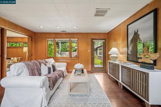 3375 Freeman Rd, Lafayette, CA 94595