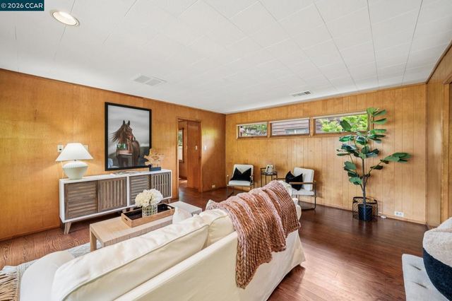 3375 Freeman Rd, Lafayette, CA 94595
