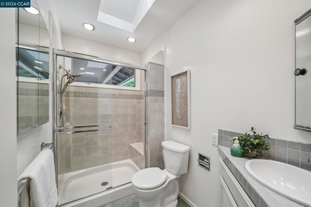 3375 Freeman Rd, Lafayette, CA 94595