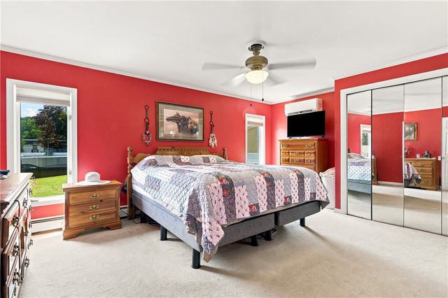 9 Patricia Circle, Smithfield, RI 02917
