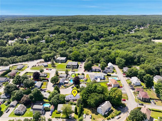 9 Patricia Circle, Smithfield, RI 02917