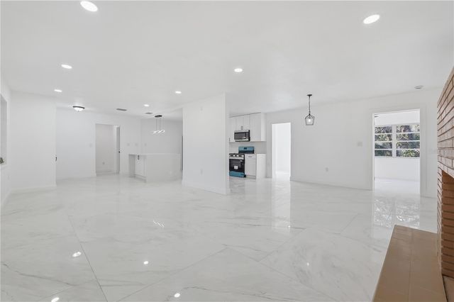 34582 ORCHID PARKWAY, Dade City, FL 33523