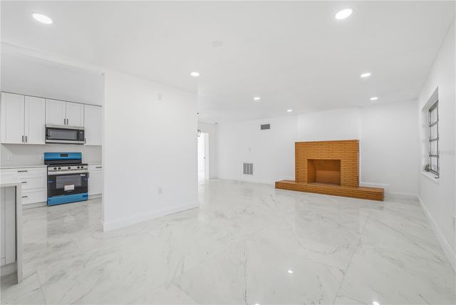 34582 ORCHID PARKWAY, Dade City, FL 33523