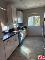 663 W 21st Street, Los Angeles, CA 90007