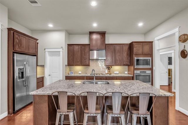 122 Freeman Bend Street, Montgomery, TX 77316