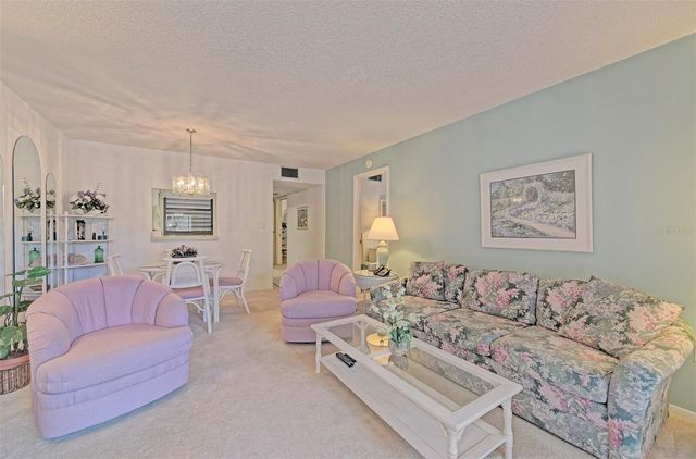 144 PINEHURST DRIVE 144, Bradenton, FL 34210