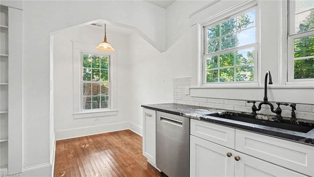 411 S Elam Avenue, Greensboro, NC 27403