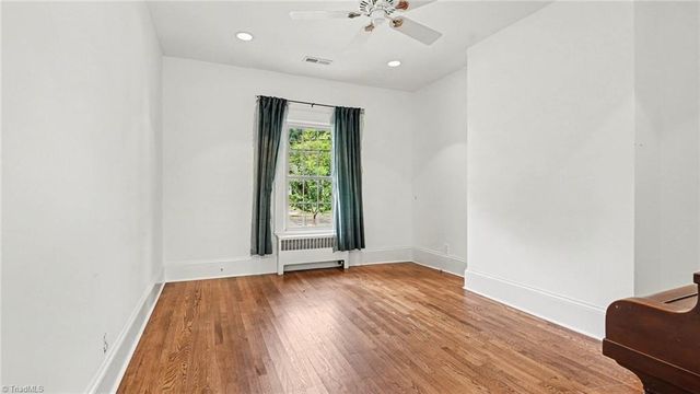 411 S Elam Avenue, Greensboro, NC 27403