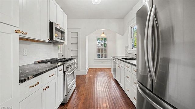 411 S Elam Avenue, Greensboro, NC 27403