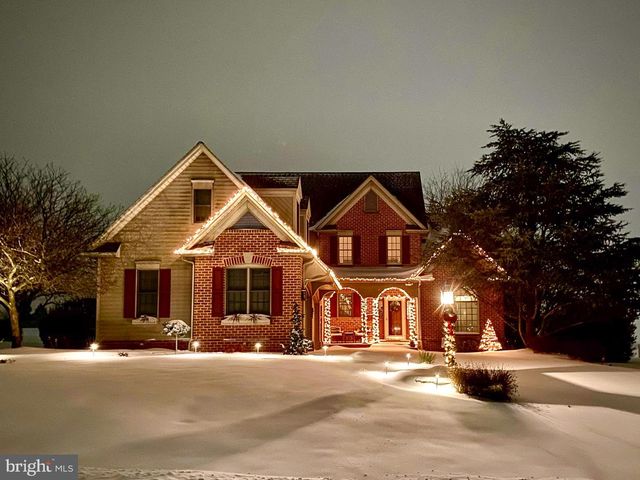 3439 TURNBERRY DRIVE, Chambersburg, PA 17202