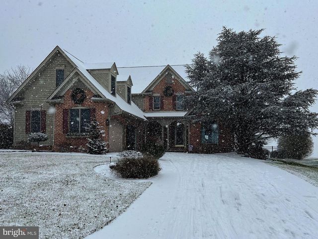 3439 TURNBERRY DRIVE, Chambersburg, PA 17202