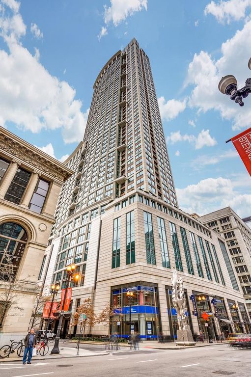 130 N Garland Court 2310, Chicago, IL 60602 — exterior