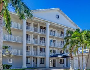 2701 Village Boulevard 12-206, West Palm Beach, FL 33409
