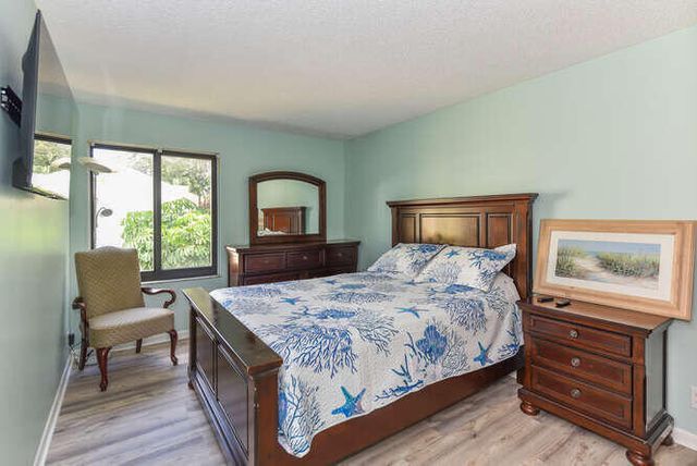 150 Pineview Road L6, Jupiter, FL 33469