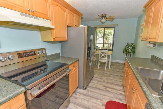 150 Pineview Road L6, Jupiter, FL 33469