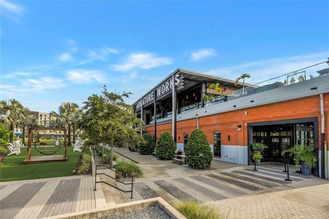 815 W COLUMBUS DRIVE, Tampa, FL 33602