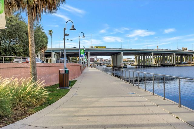815 W COLUMBUS DRIVE, Tampa, FL 33602