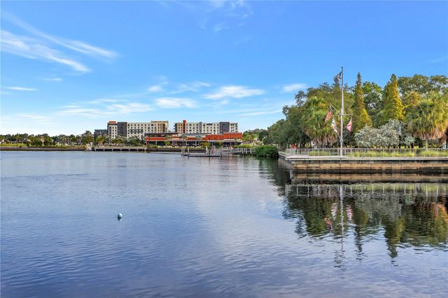 815 W COLUMBUS DRIVE, Tampa, FL 33602