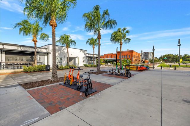 815 W COLUMBUS DRIVE, Tampa, FL 33602