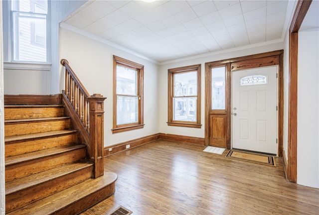 35 Darien Street, Rochester, NY 14611