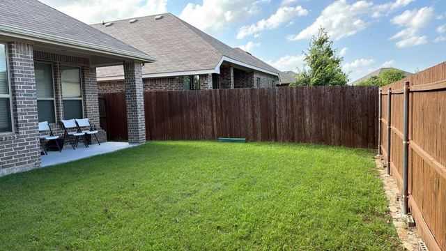 11012 Silver Falls Court, Fort Worth, TX 76244