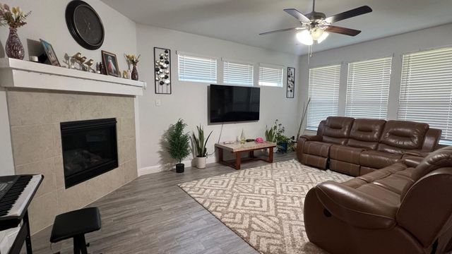 11012 Silver Falls Court, Fort Worth, TX 76244