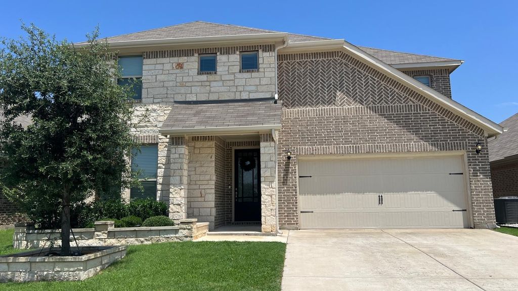 11012 Silver Falls Court, Fort Worth, TX 76244