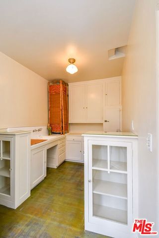 803 Croft Avenue, West Hollywood, CA 90069