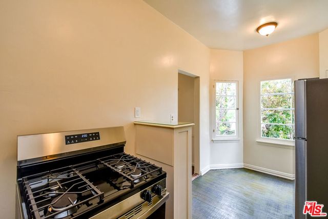 803 Croft Avenue, West Hollywood, CA 90069