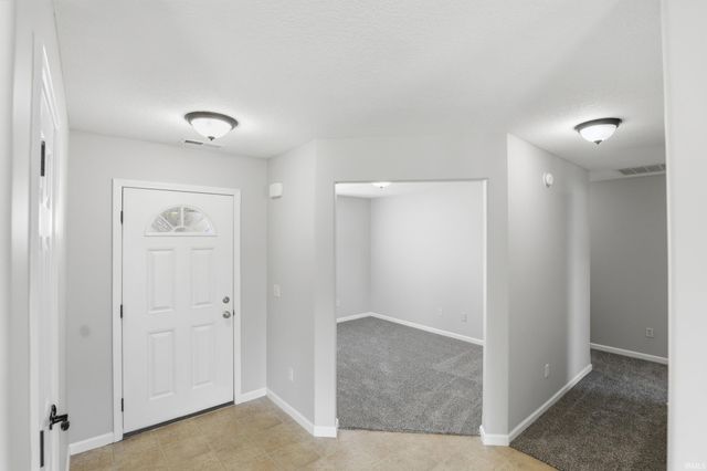 4367 Timber Creek Parkway, New Haven, IN 46774