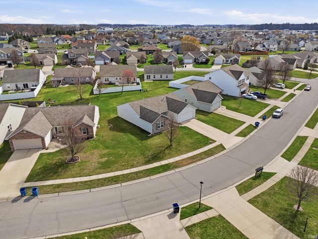 4367 Timber Creek Parkway, New Haven, IN 46774