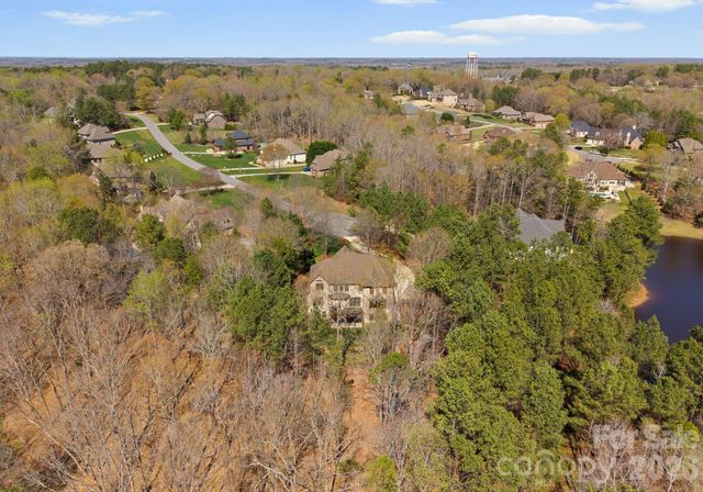 4068 Flagstone Drive, Lancaster, SC 29720