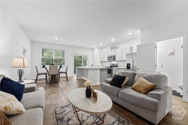 27 Villas Of Garrard Drive, Savannah, GA 31405