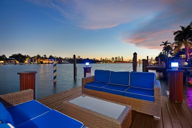 56 S Hibiscus Drive, Miami Beach, FL 33139