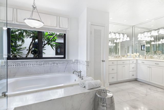 56 S Hibiscus Drive, Miami Beach, FL 33139