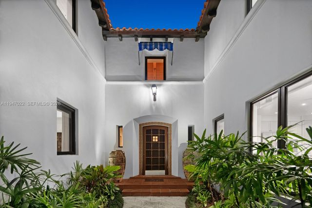56 S Hibiscus Drive, Miami Beach, FL 33139