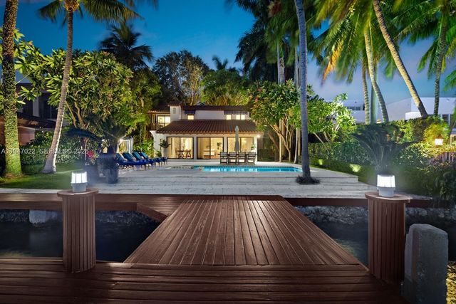 56 S Hibiscus Drive, Miami Beach, FL 33139