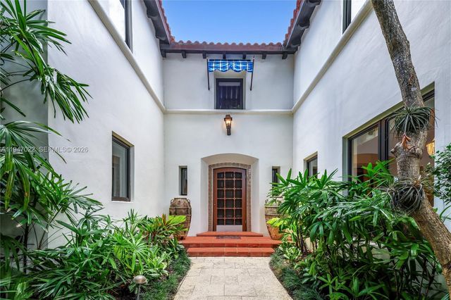 56 S Hibiscus Drive, Miami Beach, FL 33139