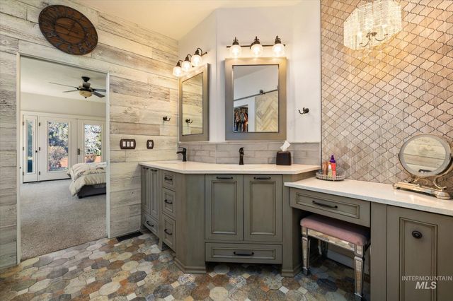 9802 W Big Springs Blvd., Boise, ID 83714